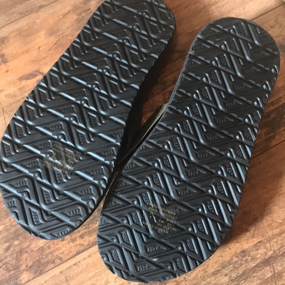 Reef Phantoms Brown Sandals - Picture 7 of 7